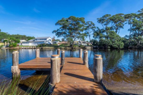 Waterside Retreat, Sussex Inlet